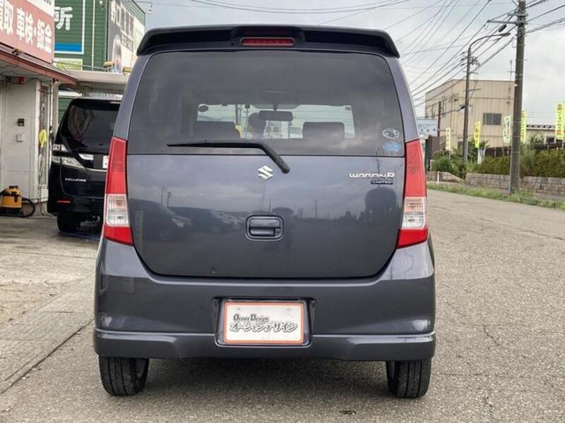 WAGON R