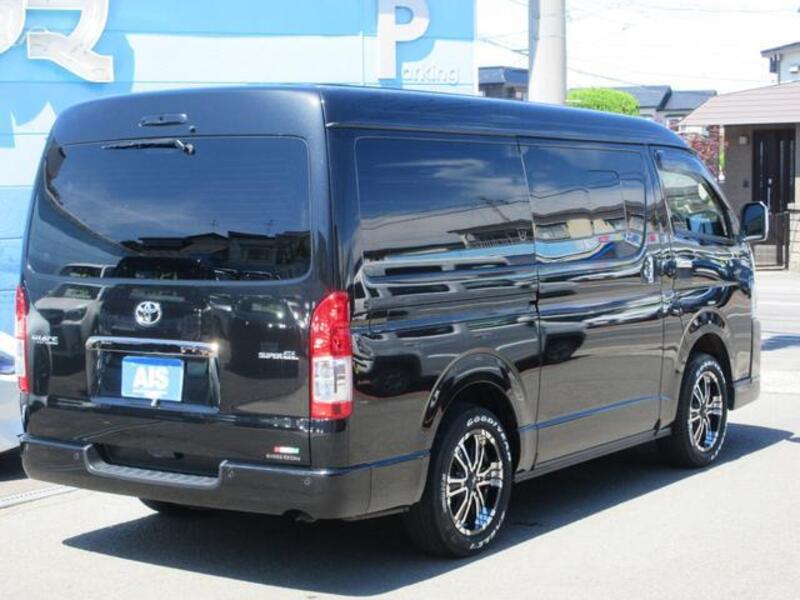 HIACE VAN