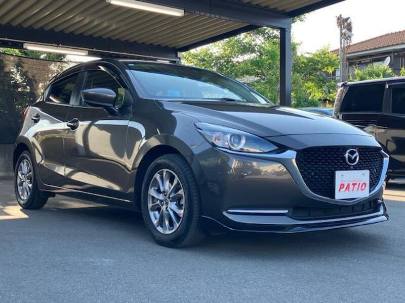 MAZDA2
