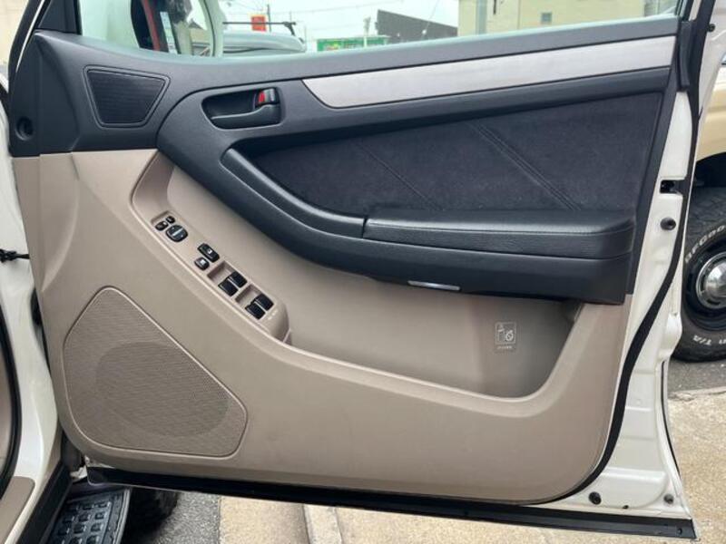 HILUX SURF