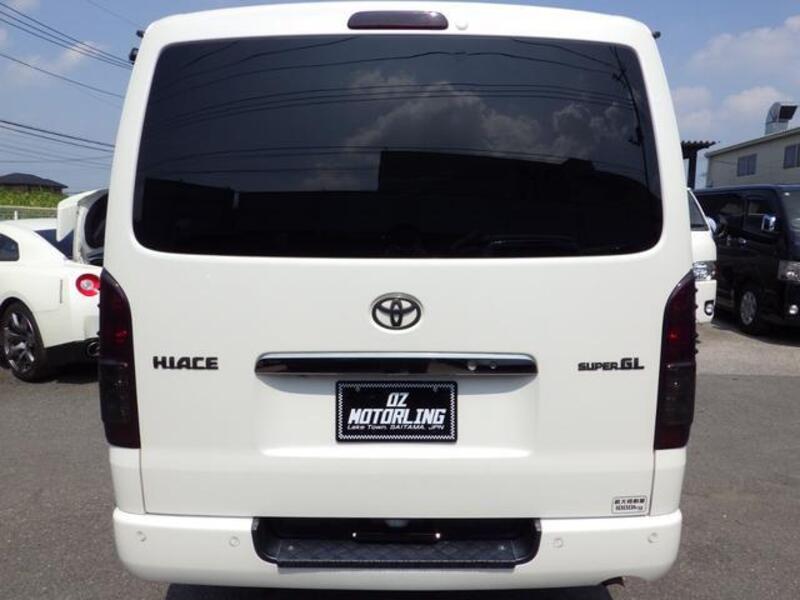 HIACE VAN