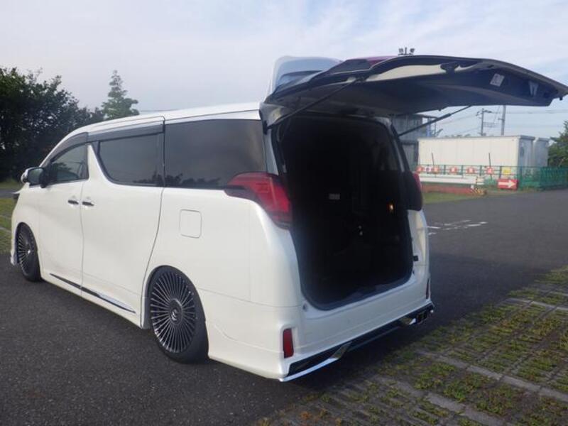 ALPHARD