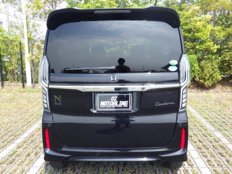 N BOX CUSTOM