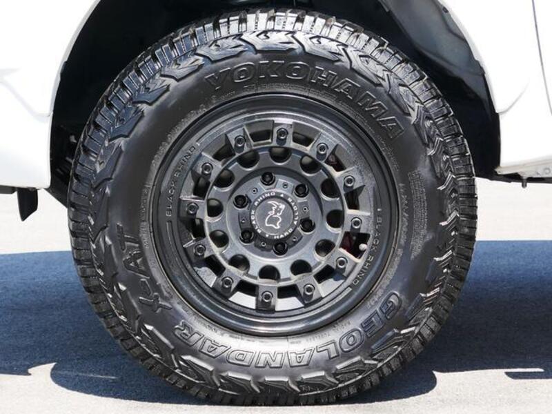 HILUX