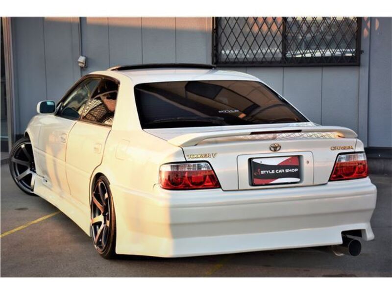 CHASER