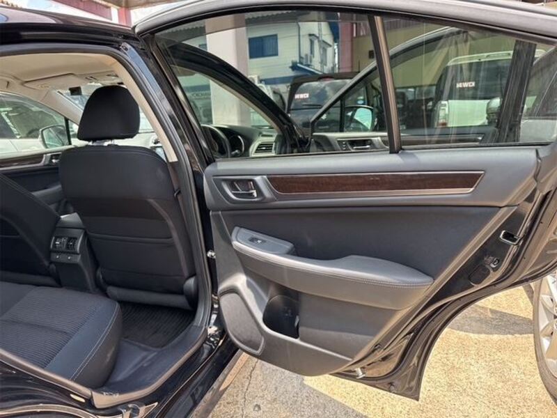 LEGACY B4