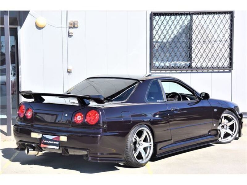 SKYLINE