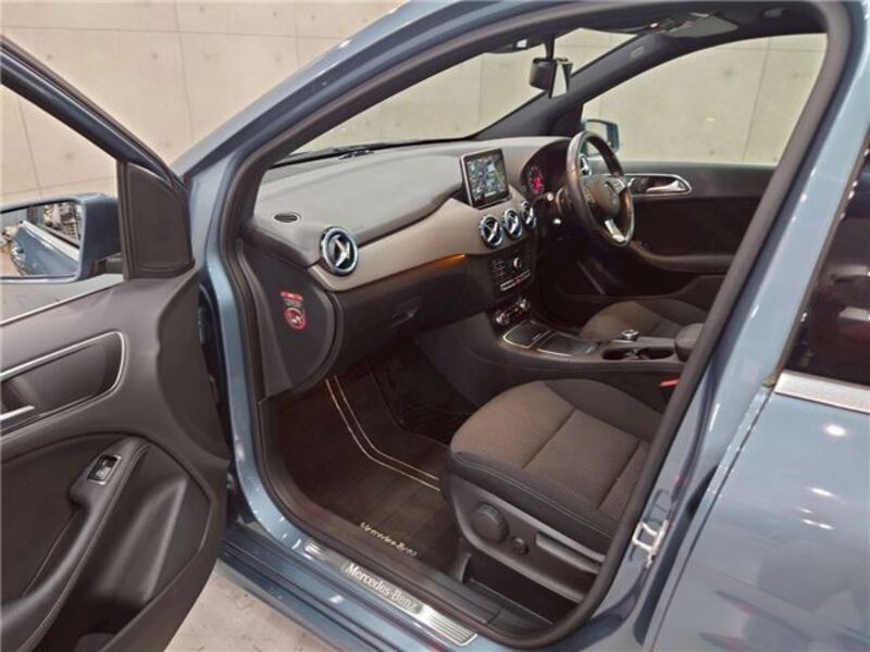B-CLASS