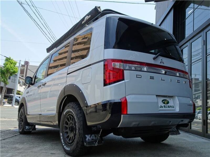 DELICA D5