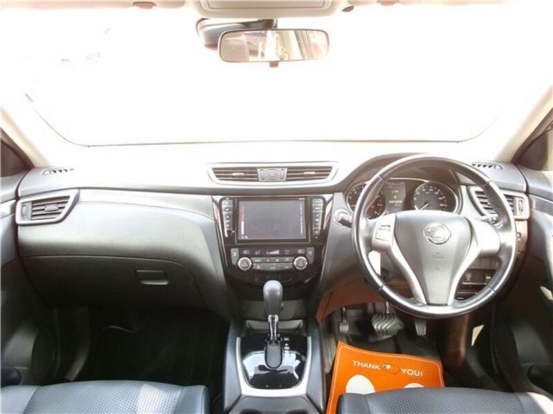 X-TRAIL