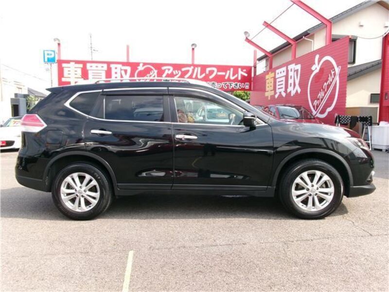 X-TRAIL