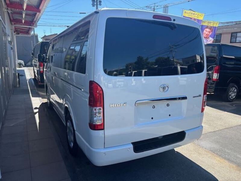 HIACE VAN