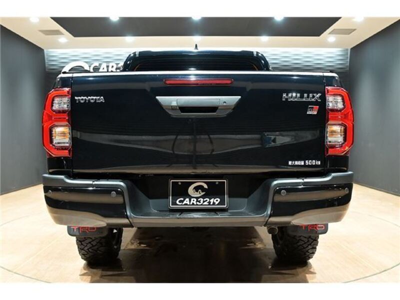 HILUX