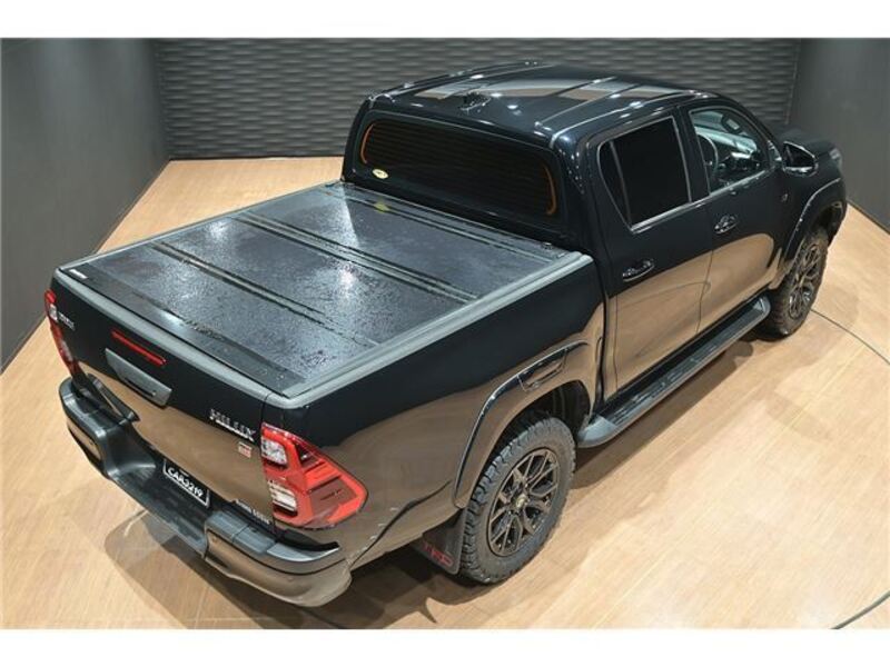 HILUX