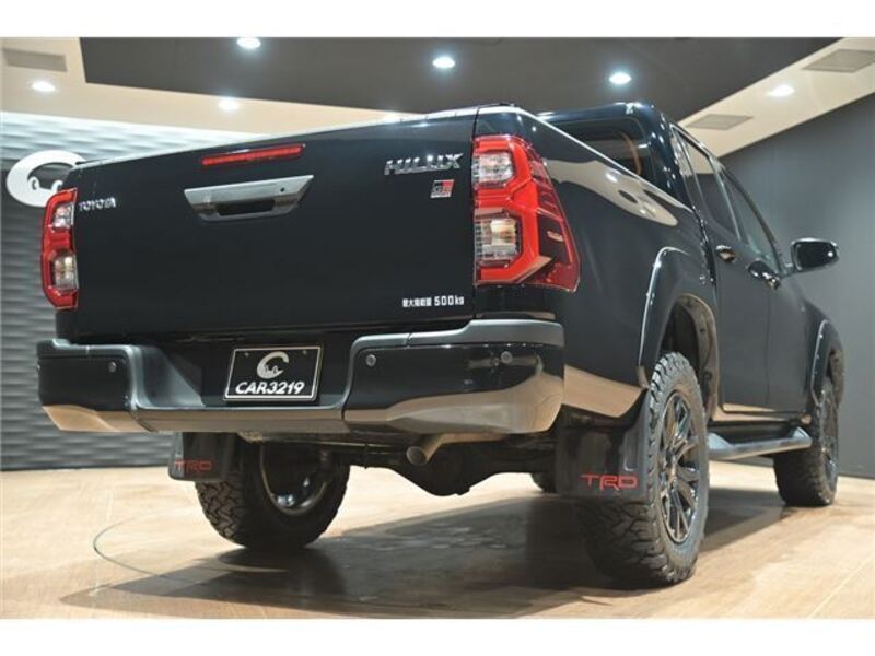 HILUX