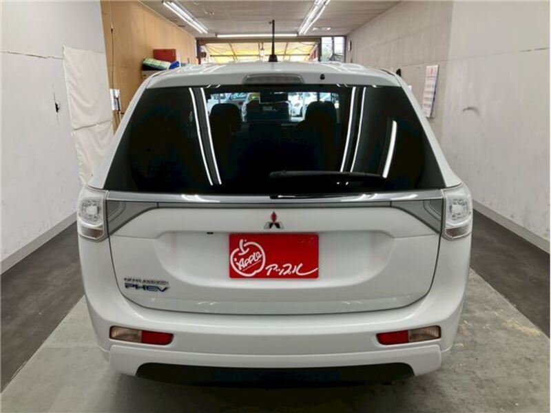OUTLANDER PHEV