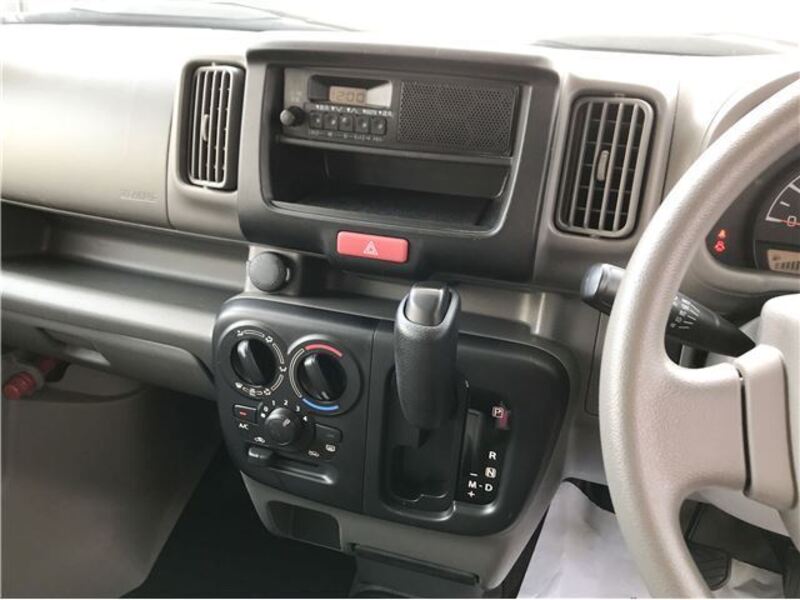 MINICAB VAN