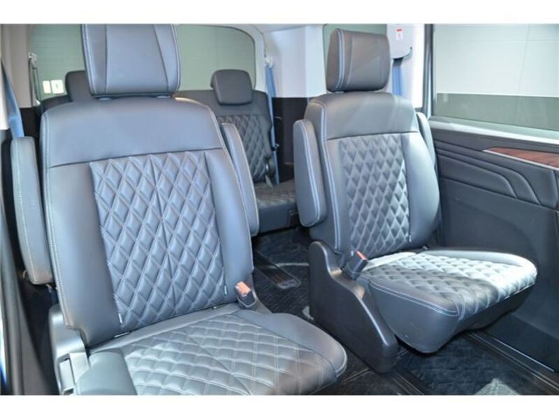 DELICA D5
