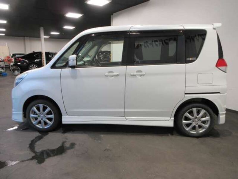 DELICA D2