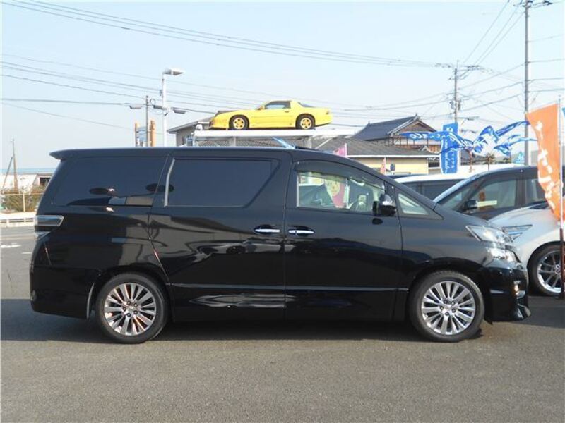 VELLFIRE