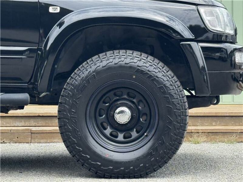HILUX SURF