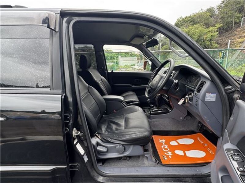 HILUX SURF