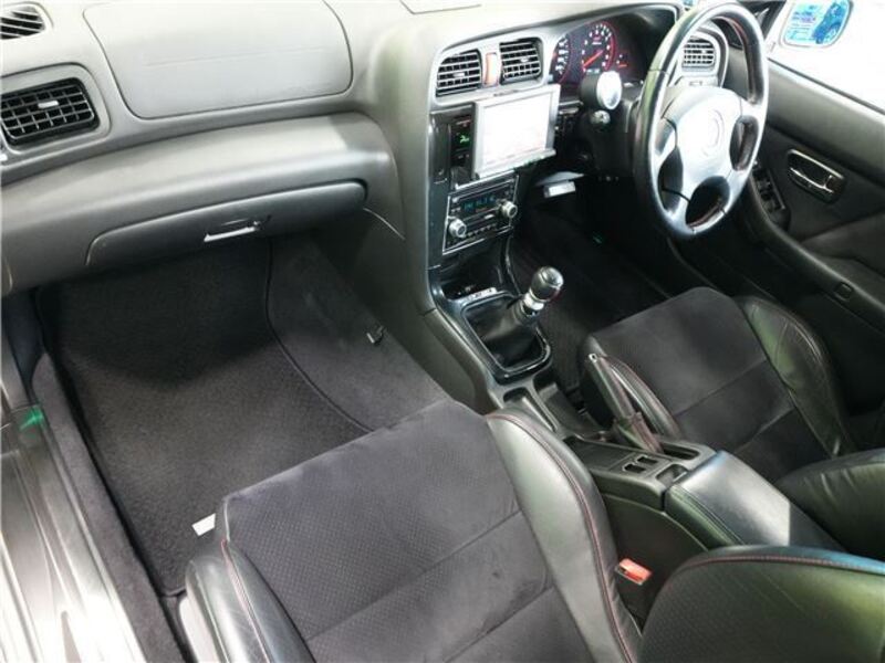 LEGACY B4