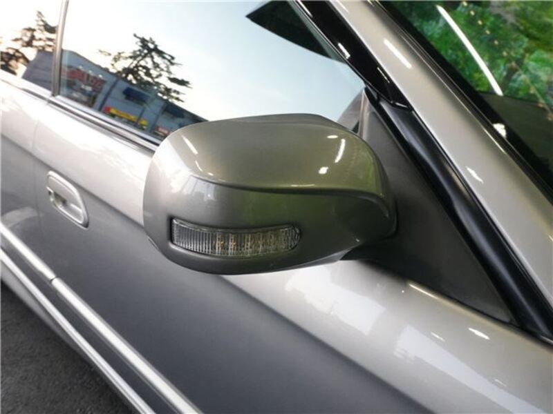 LEGACY B4