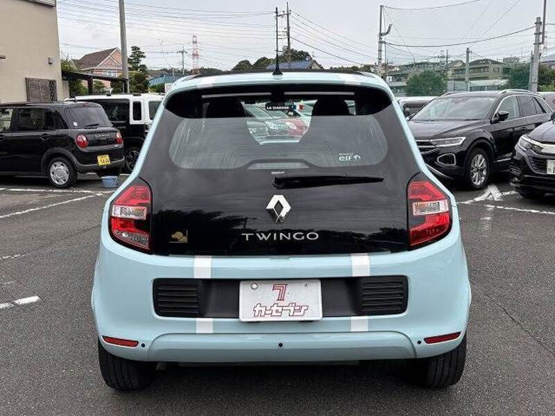 TWINGO
