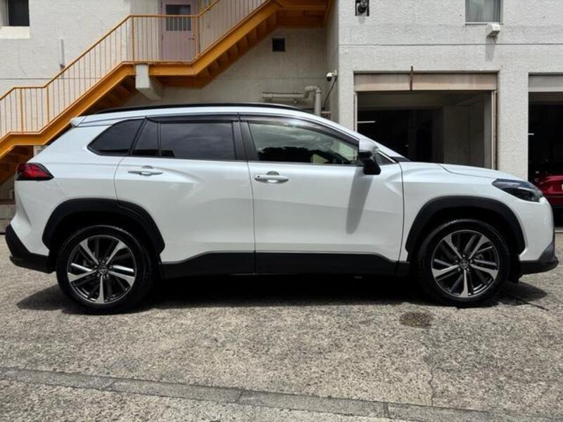 COROLLA CROSS