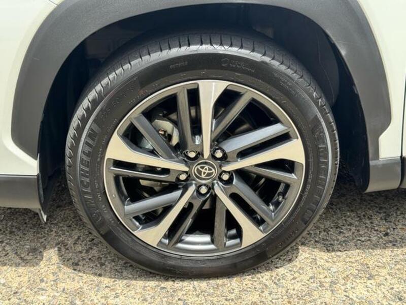 COROLLA CROSS