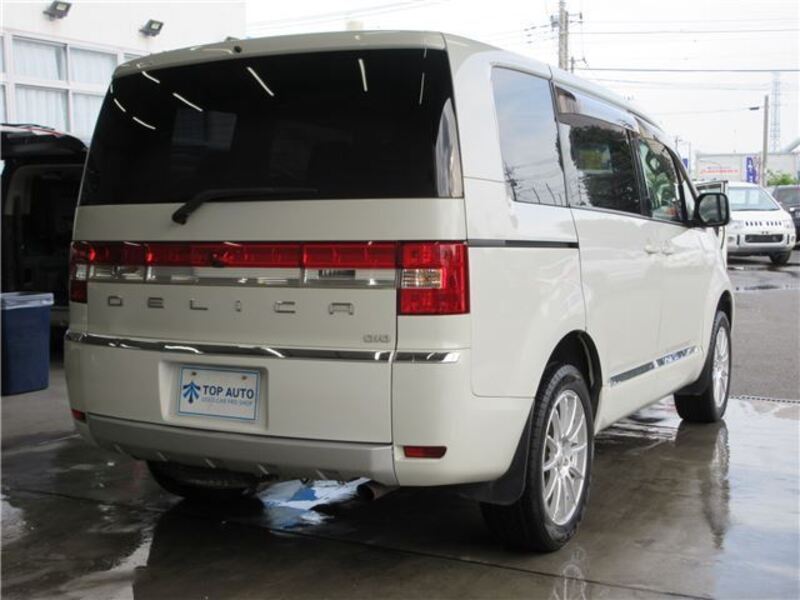 DELICA D5