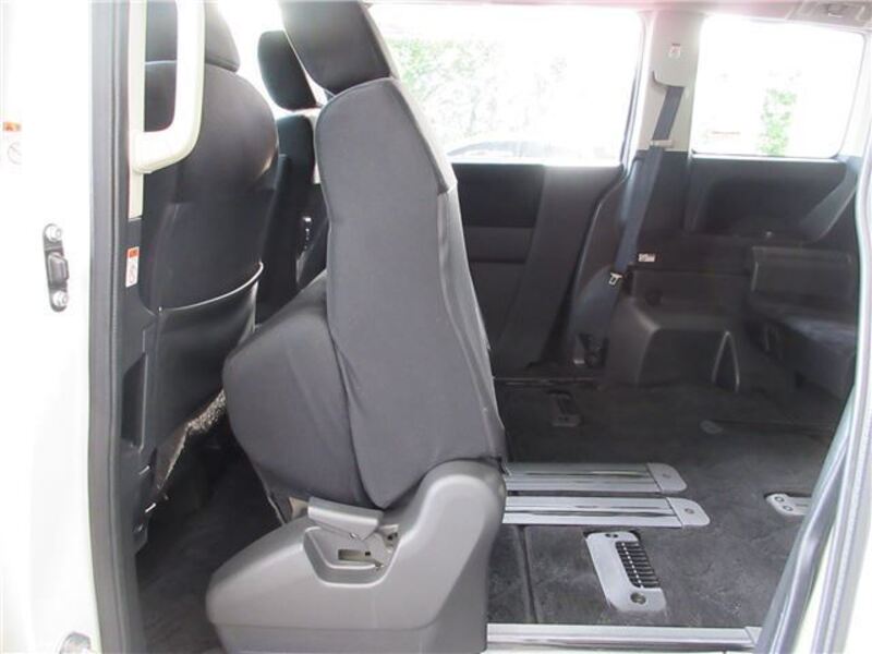 DELICA D5