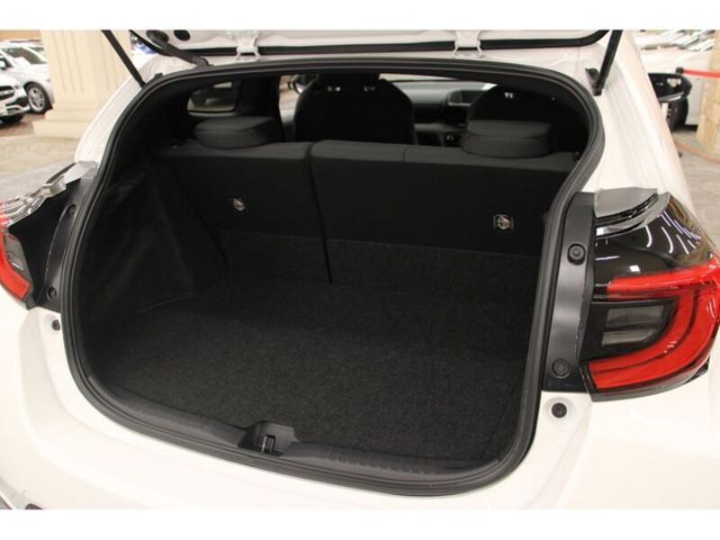 GR YARIS