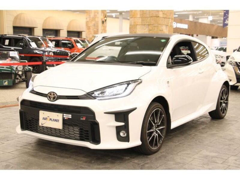 GR YARIS