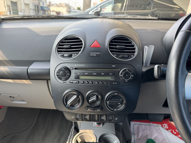 NEW BEETLE