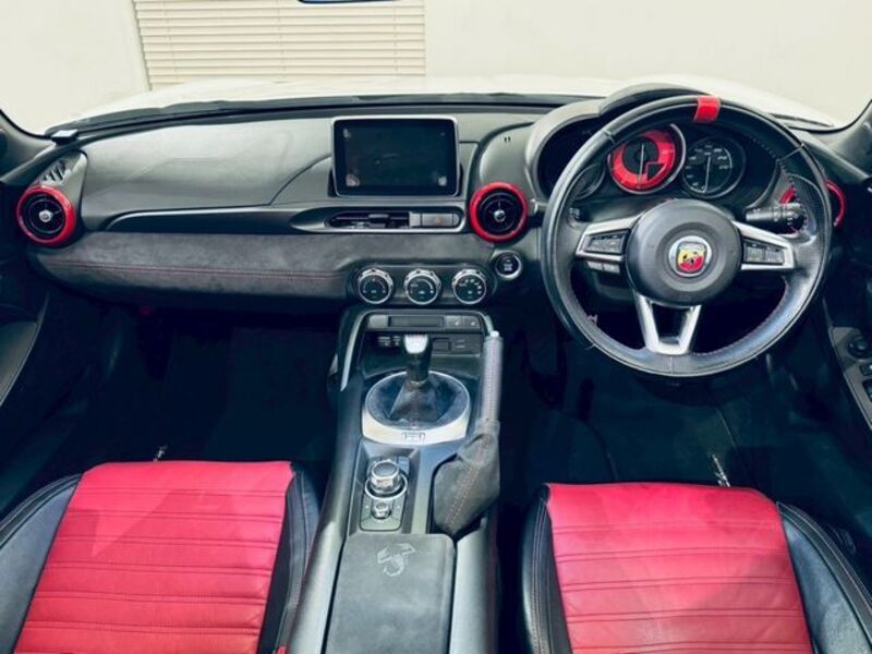 ABARTH 124 SPIDER