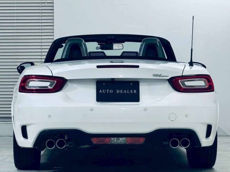 ABARTH 124 SPIDER