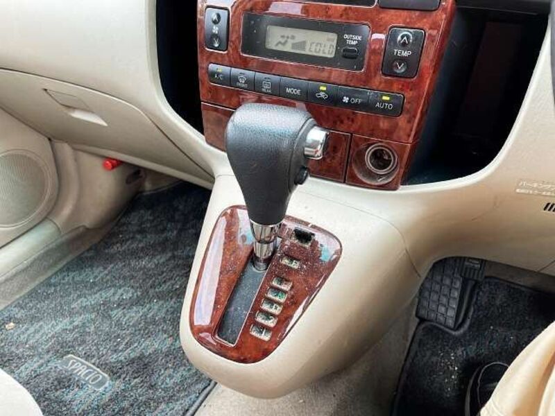 COROLLA SPACIO