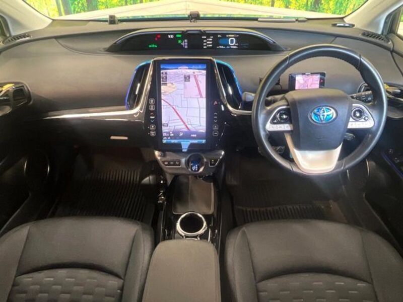 PRIUS PHV