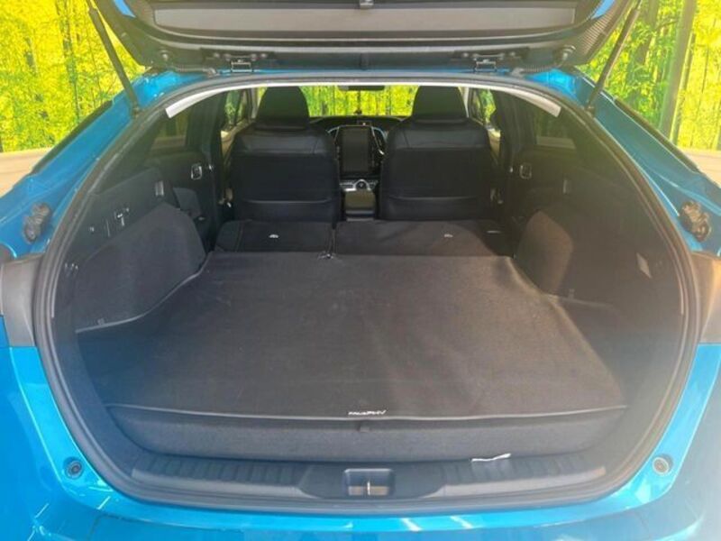 PRIUS PHV