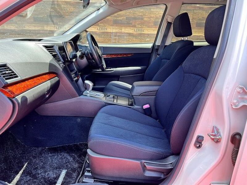 LEGACY OUTBACK