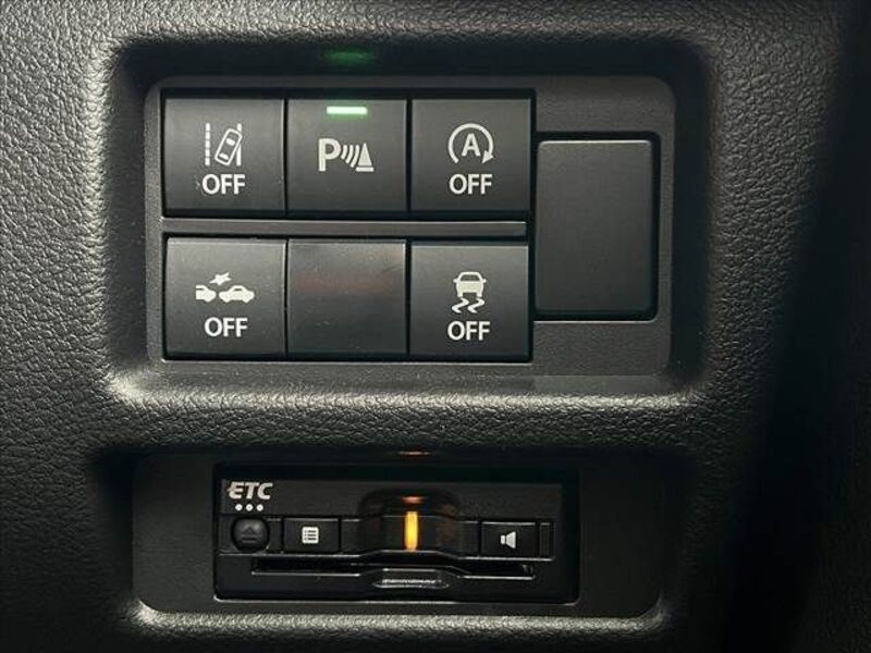 COROLLA CROSS