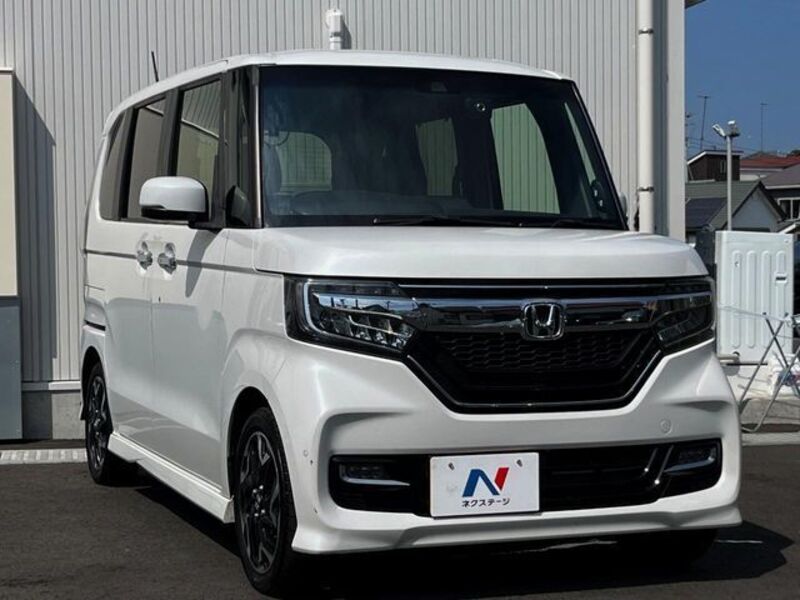 N BOX CUSTOM