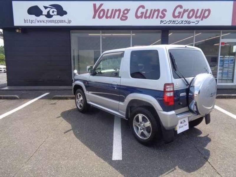 PAJERO MINI