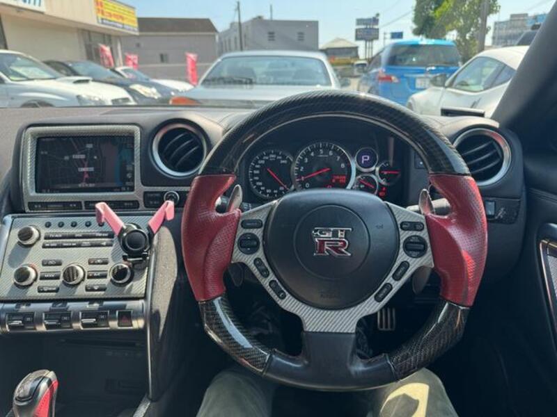 GT-R
