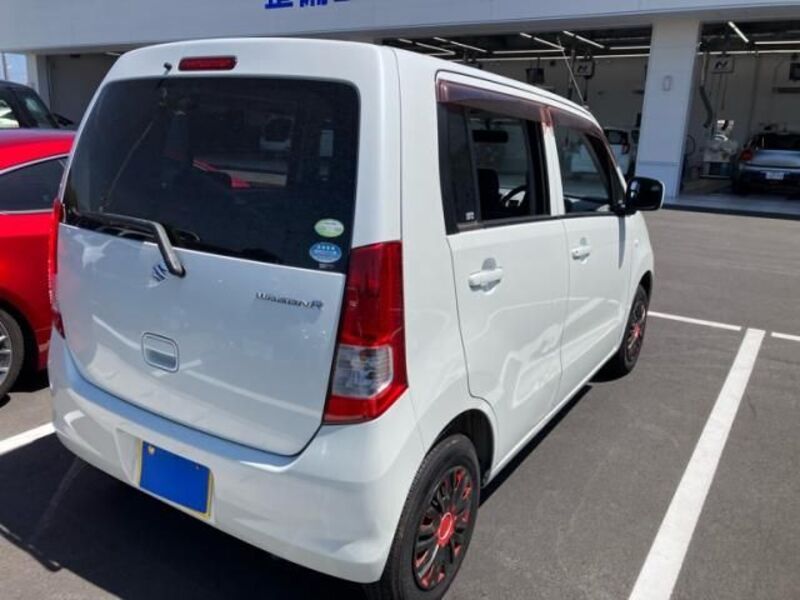 WAGON R