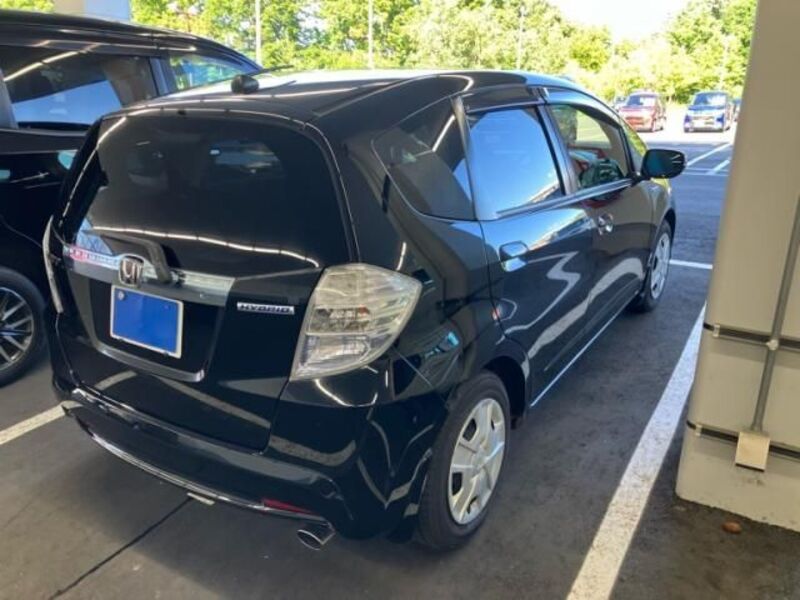 FIT HYBRID