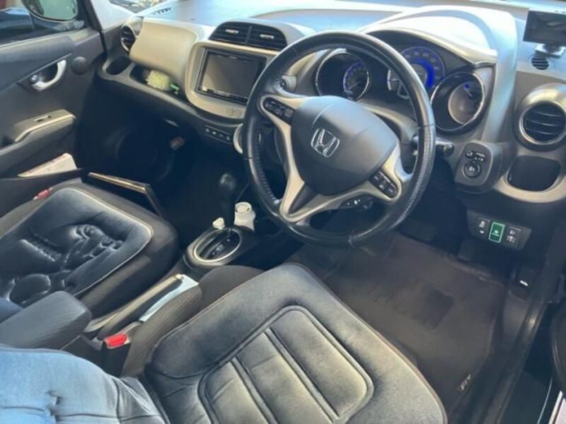 FIT HYBRID