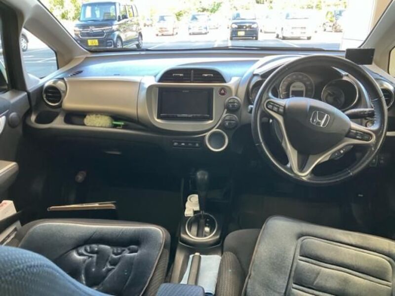 FIT HYBRID